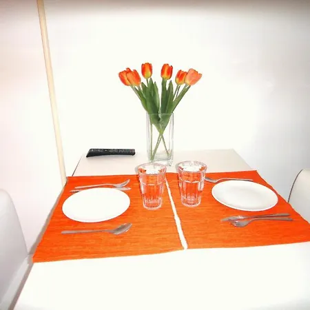 Bed & Breakfast Orange