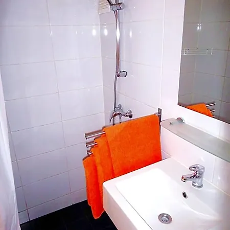 Bed & Breakfast Orange 4*