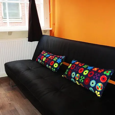 Orange Bed & Breakfast *