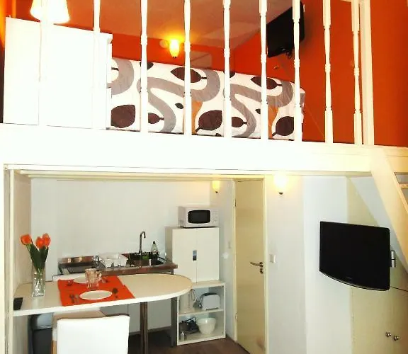 Bed and Breakfast Orange